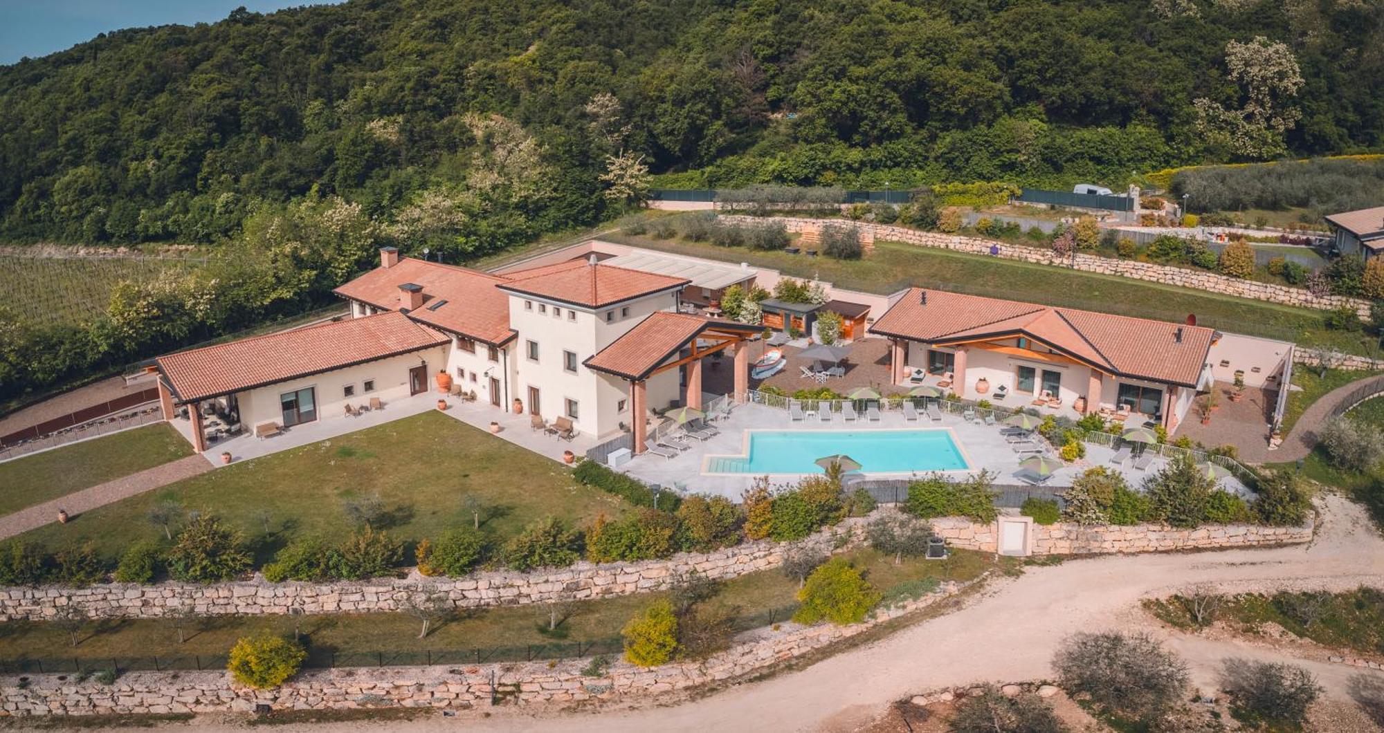 קוסטרמנו Agriturismo La Pertica מראה חיצוני תמונה